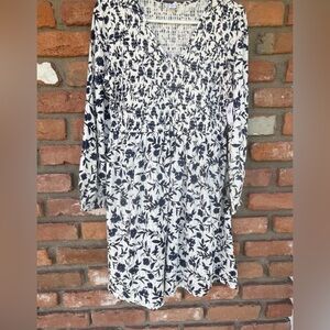 Old Navy Smocked V- Neck Floral Print Long Sleeve Dress Size Medium